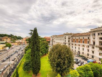 Appartamento in vendita a Roma RM