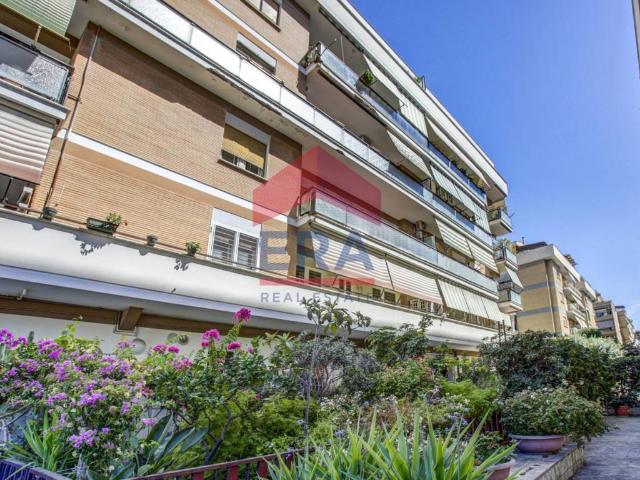 Appartamento in vendita a Roma RM