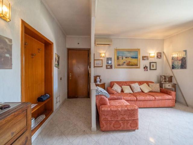 Appartamento in vendita a Roma RM