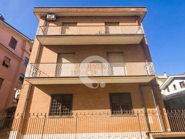 Appartamento in vendita a Roma RM