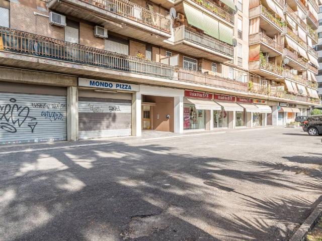 Appartamento in vendita a Roma RM
