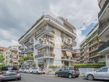 Appartamento in vendita a Roma RM
