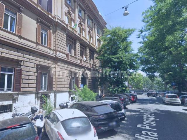 Appartamento in vendita a Roma RM