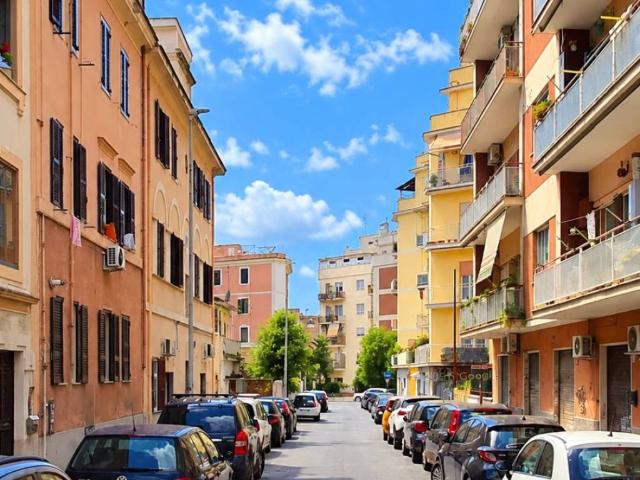 Appartamento in vendita a Roma RM