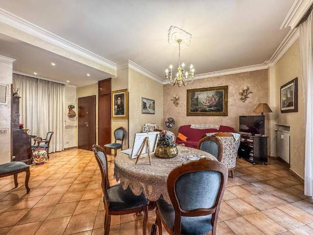 Appartamento in vendita a Roma RM