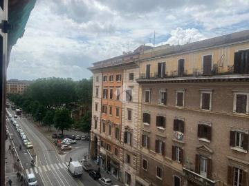 Esquilino, Roma, Roma Lazio, Lazio - Balcone