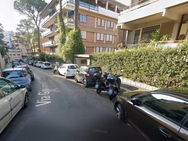 Appartamento in vendita a Roma RM