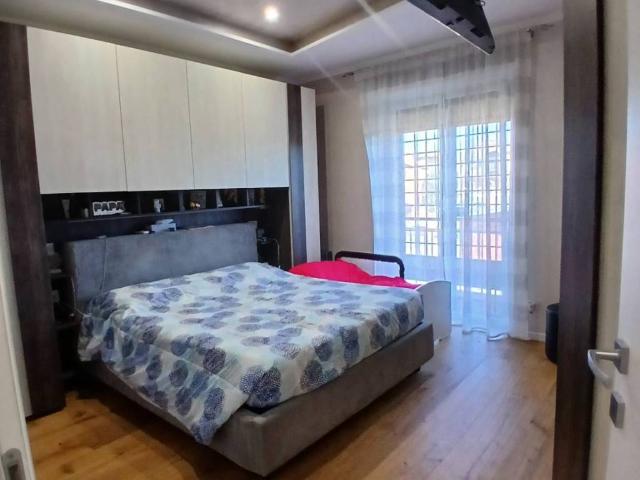 Appartamento in vendita a Roma RM