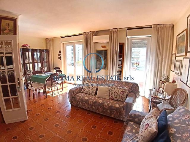 Appartamento in vendita a Roma RM