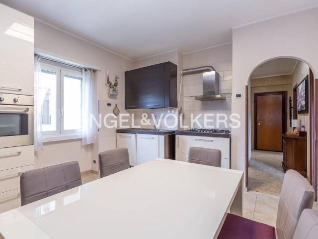 Appartamento in vendita a Roma RM