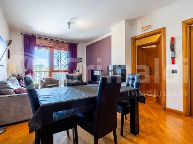 Appartamento in vendita a Roma RM