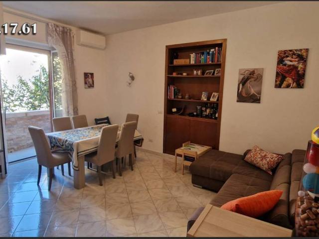 Appartamento in vendita a Roma RM