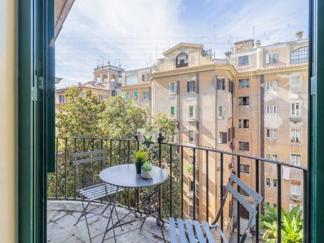 Appartamento in vendita a Roma RM
