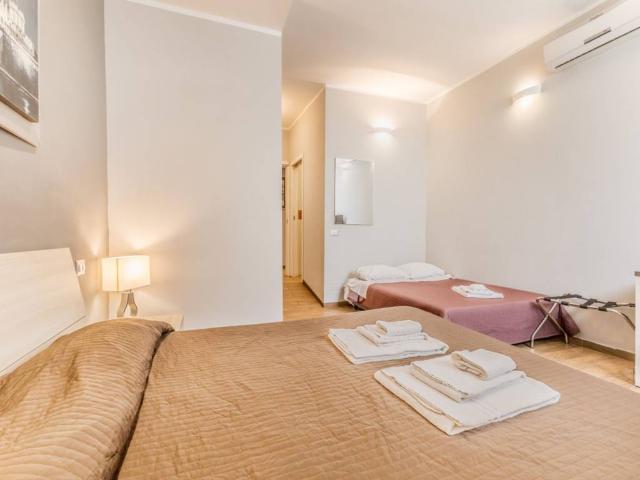 Appartamento in vendita a Roma RM