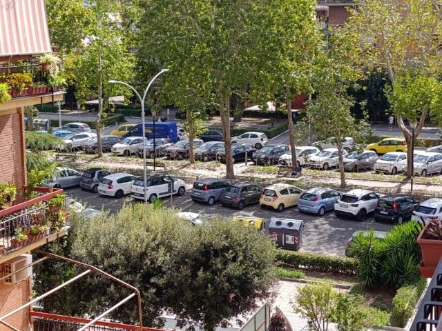 Appartamento in vendita a Roma RM