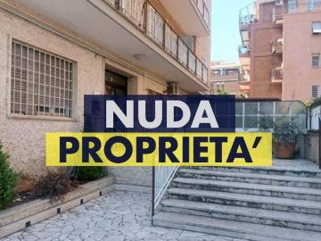 Appartamento in vendita a Roma RM