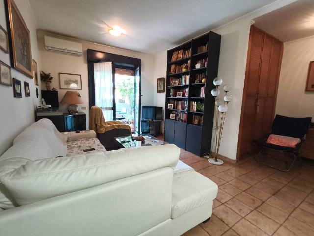 Appartamento in vendita a Roma RM