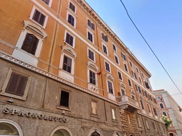 Appartamento in vendita a Roma RM