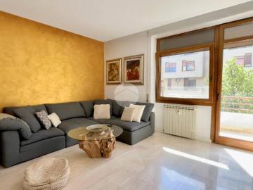 Appartamento in vendita a Roma RM