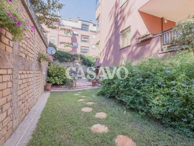 Appartamento in vendita a Roma RM