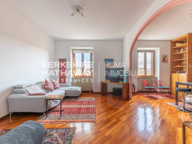 Appartamento in vendita a Roma RM