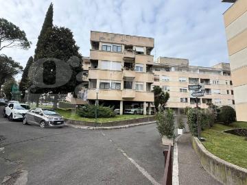 Appartamento in vendita a Roma RM