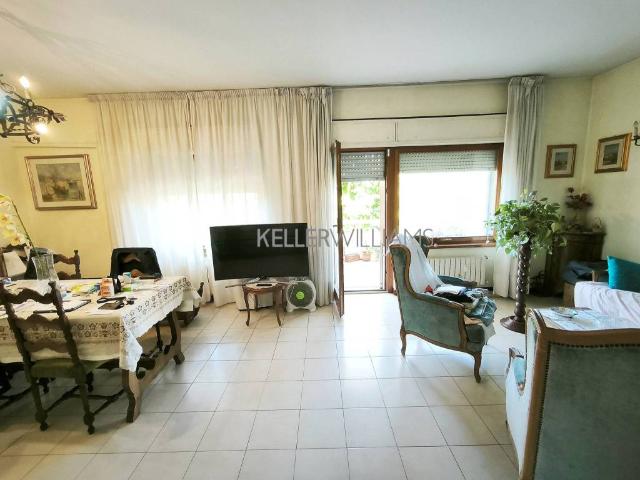 Appartamento in vendita a Roma RM