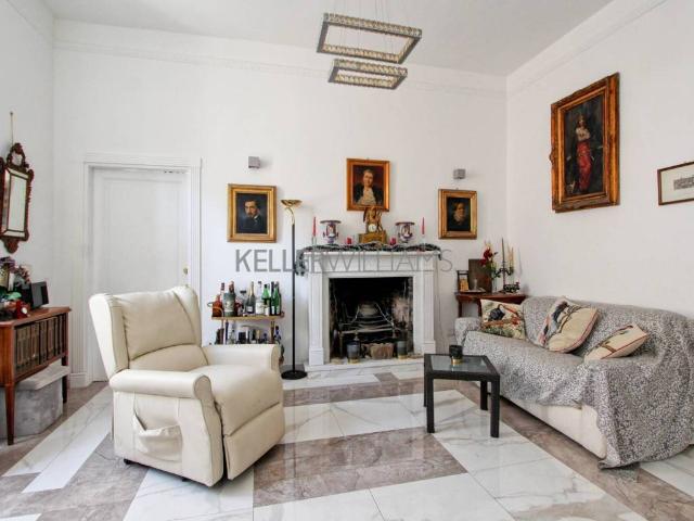 Appartamento in vendita a Roma RM