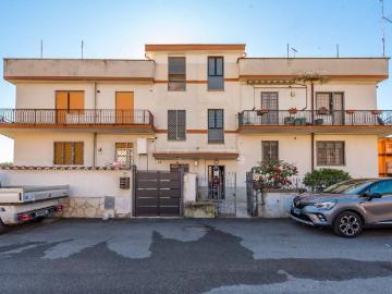Appartamento in vendita a Roma RM