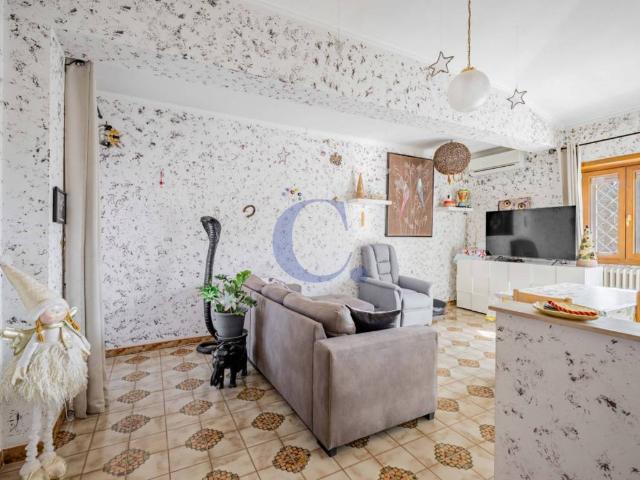 Appartamento in vendita a Roma RM