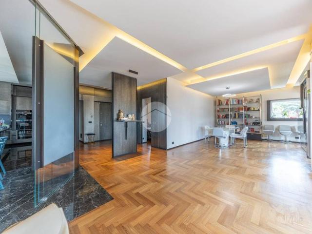 Appartamento in vendita a Roma RM