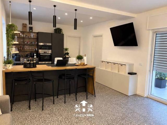Appartamento in vendita a Roma RM