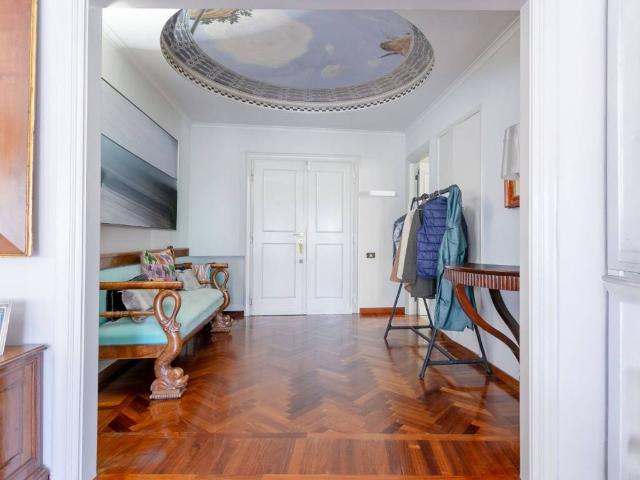 Appartamento in vendita a Roma RM
