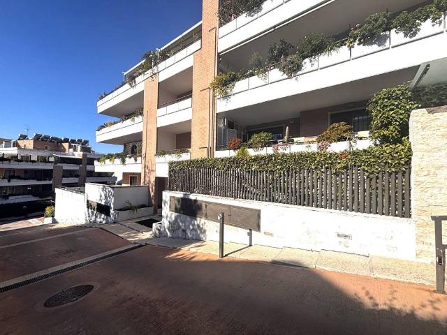 Appartamento in vendita a Roma RM