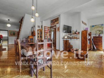 Appartamento in vendita a Roma RM