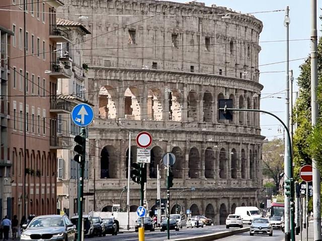 Appartamento in vendita a Roma RM