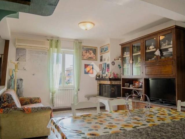 Appartamento in vendita a Roma RM