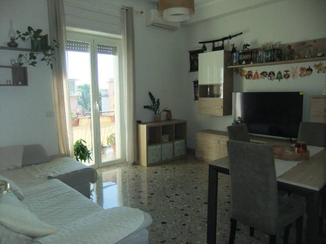 Appartamento in vendita a Roma RM
