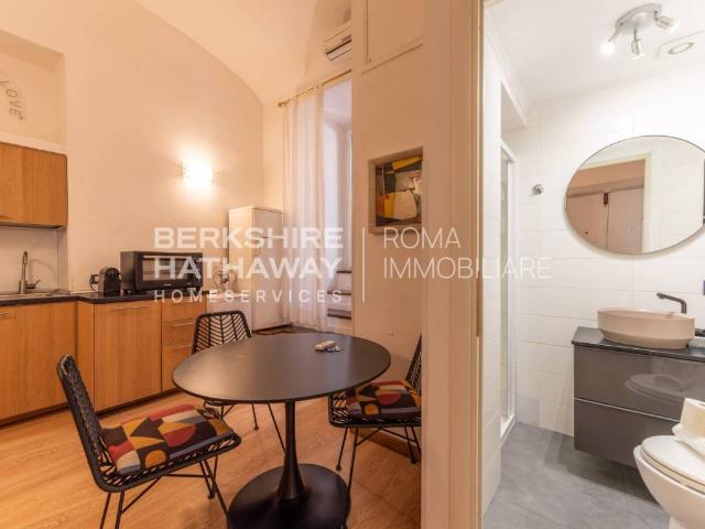 Appartamento in vendita a Roma RM