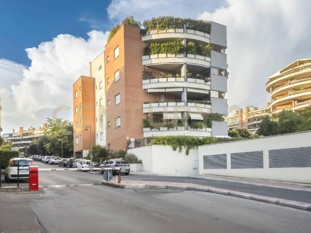 Appartamento in vendita a Roma RM
