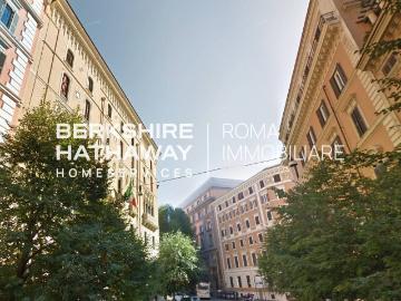 Appartamento in vendita a Roma RM