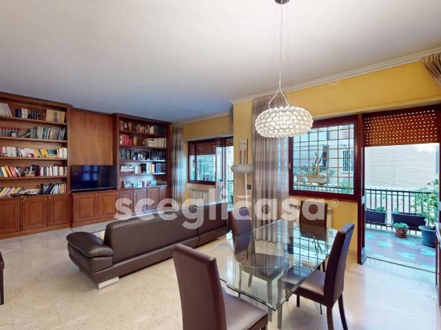 Appartamento in vendita a Roma RM