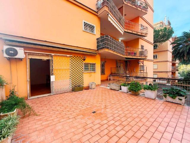 Appartamento in vendita a Roma RM