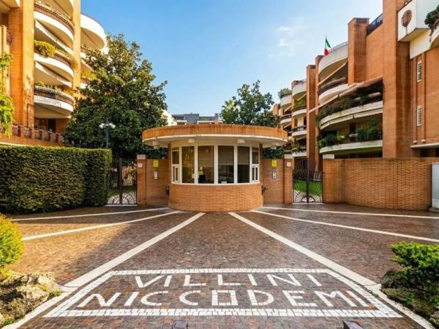 Appartamento in vendita a Roma RM