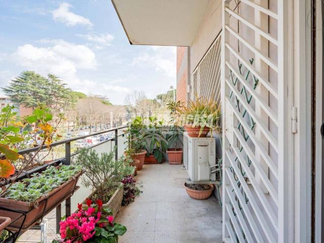 Appartamento in vendita a Roma RM