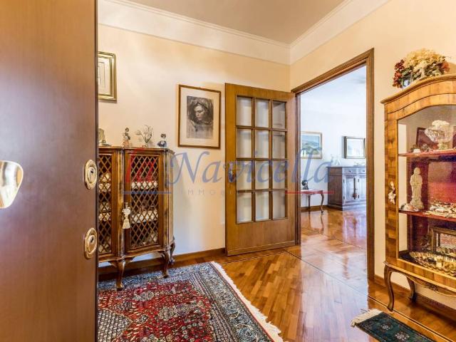 Appartamento in vendita a Roma RM