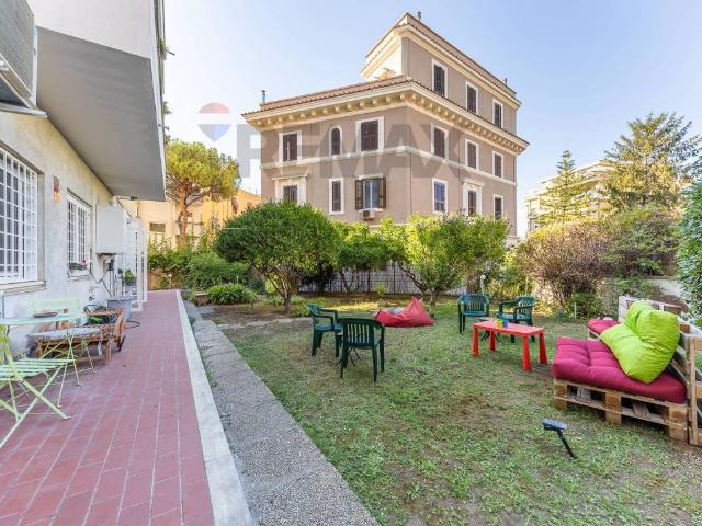 Appartamento in vendita a Roma RM
