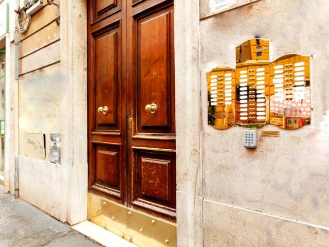 Appartamento in vendita a Roma RM