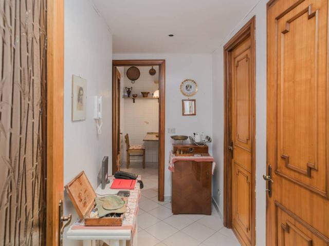 Appartamento in vendita a Roma RM