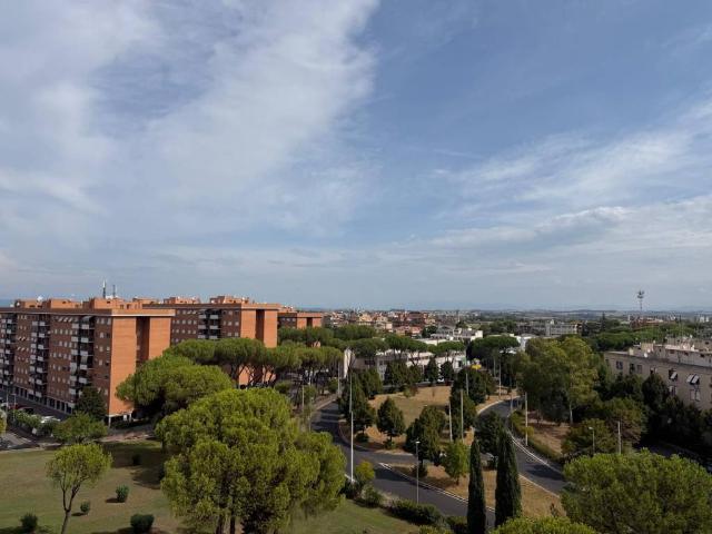 Appartamento in vendita a Roma RM